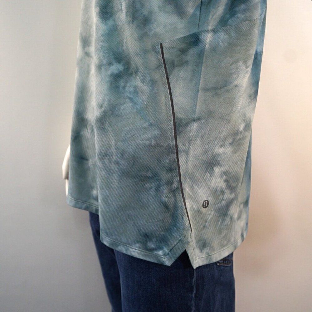 Lululemon Shirt Mens Tie Dye Short Sleeve Active Casual Sz Large Blue Gray - Picture 7 of 10
